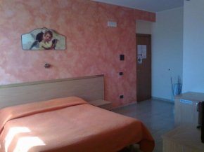 Отель Life Hotel  Ариано Арпино